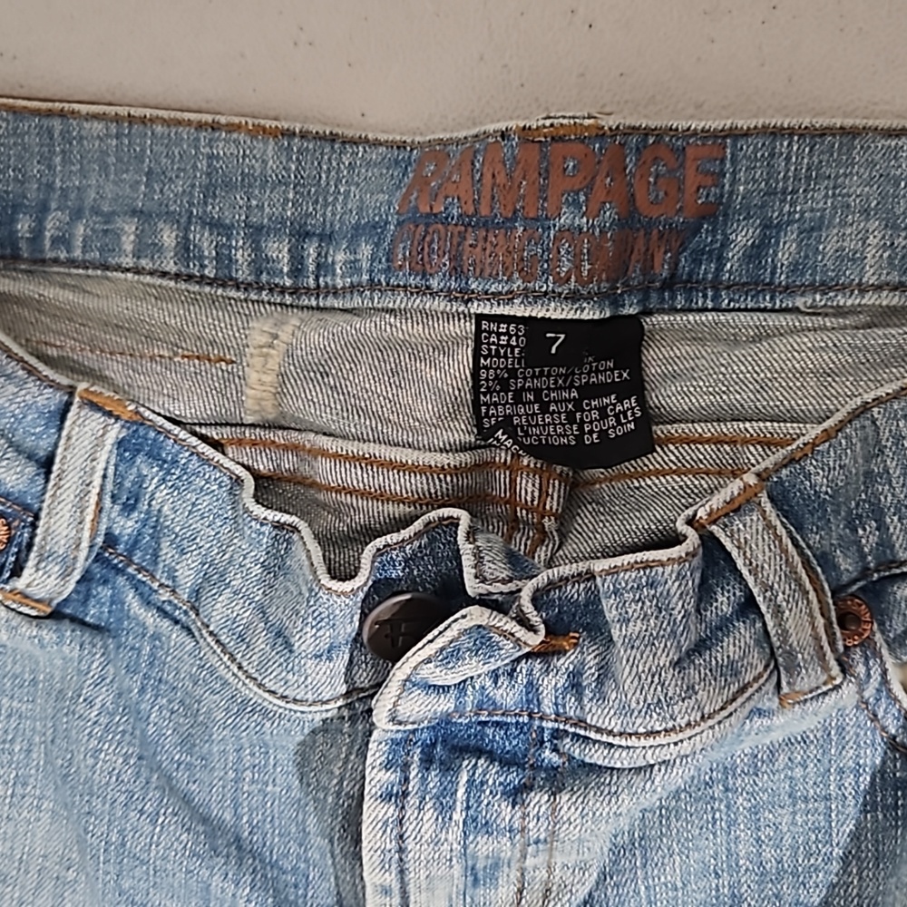Women's pants - Picture 2 of 3